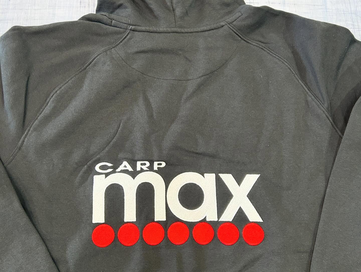 Broderie Carp Max sur textile professionnel